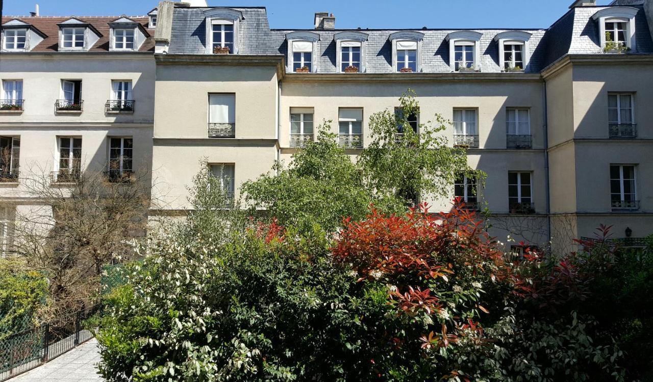 Assia & Nathalie - Luxury Marais Bed & Breakfast Paris