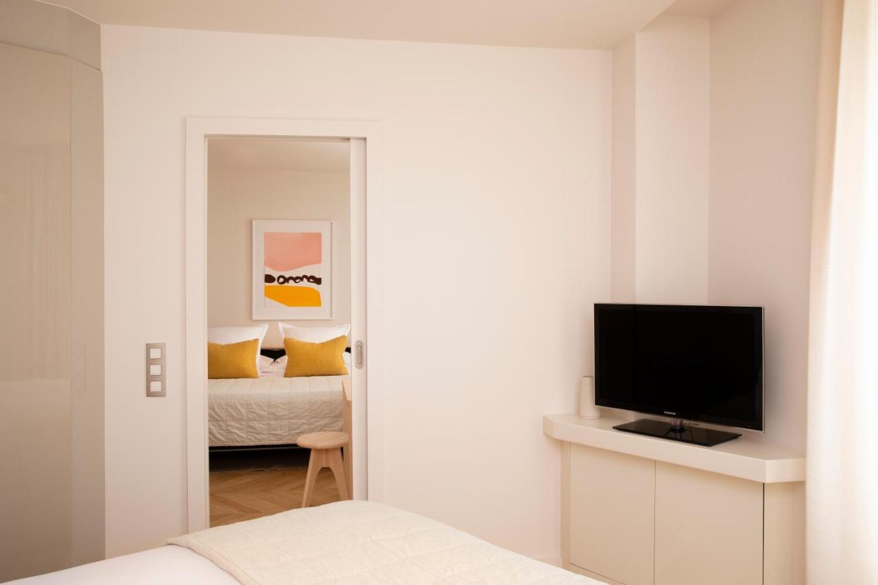 Aparthotel Nell 4*