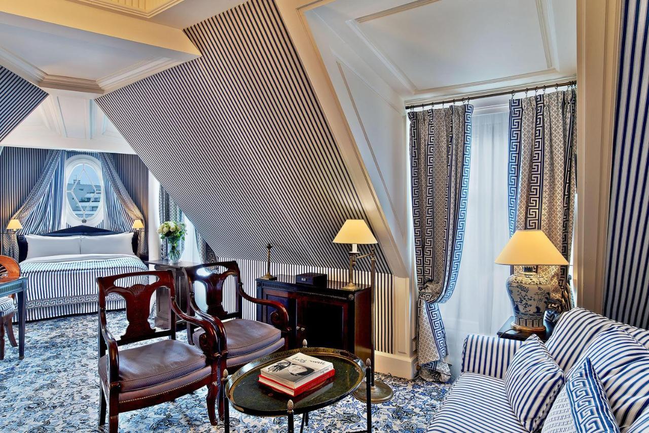 Hotel Le Dokhan's Arc De Triomphe, A Tribute Portfolio