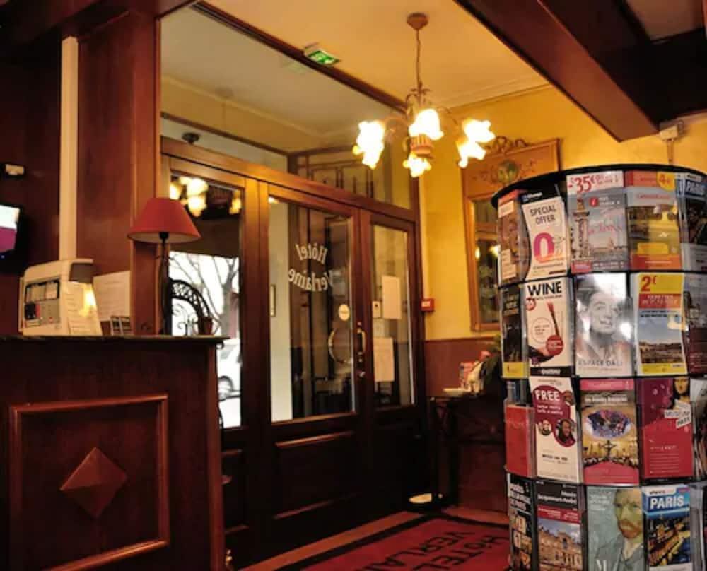 Verlaine Hotel 2*