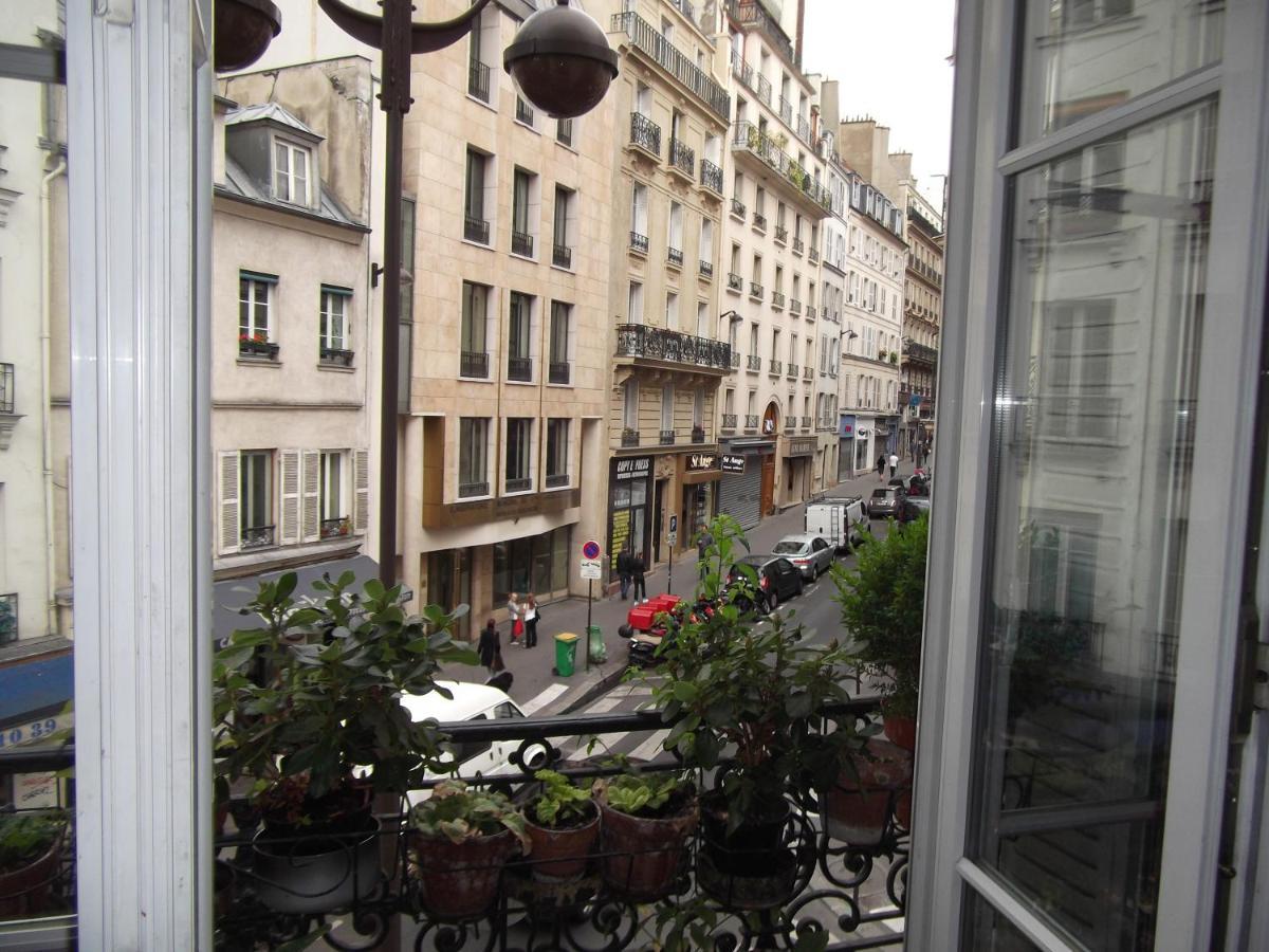 Apartment Opera Paris