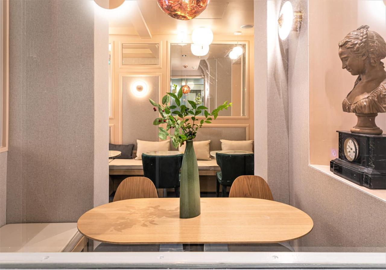 Veryste & Hotel Paris