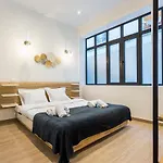 Cmg Boulevard Voltaire / Truillot D