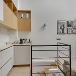 Amazing Historical Parisien Loft Next To Louvre Area-4