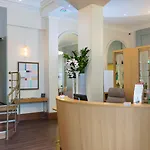 Hotel Prelude Opera
