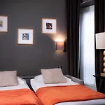 Hôtel Plaza Étoile