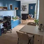 Chambre Double Chez L\'Occupant Au Sein D\'Un Appartement Calme Et Tres Bien Situe