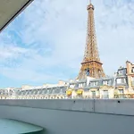 Tour Eiffel View - Luxury Apartment 6P