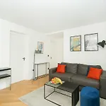 Cozy 2Br Near Champs-Elysees