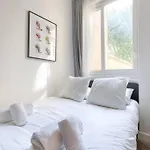 Republique Canal St Martin Charming Apartment