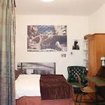 Chic Neighborhood Charming Courtyard Studio 7Th