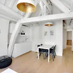 Charmant Appartement - Notre-Dame