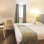 Republique Hotel
