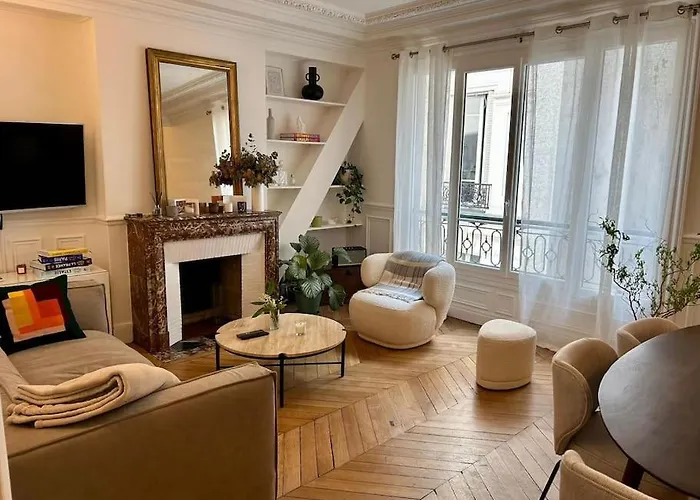 Blanche House Pres Du Moulin Rouge