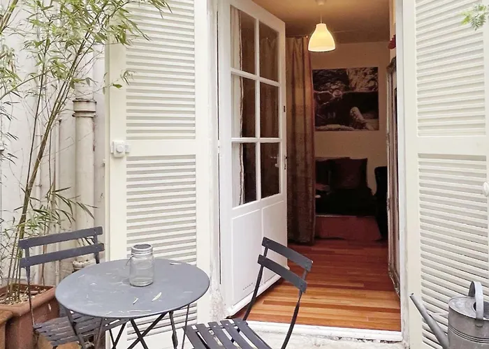 Chic Neighborhood Charming Courtyard Studio 7Th