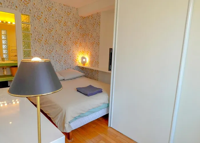 011 Grand Sunny Flat At Montorgeuil