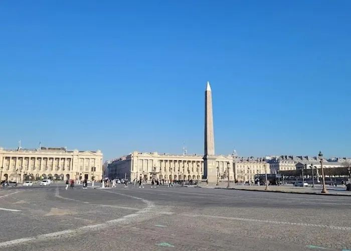 Suite Elysee Concorde Paris 8E