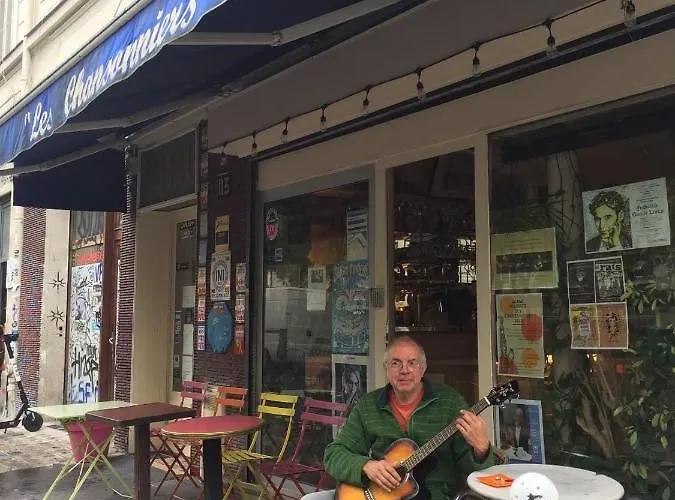 Hotel Les Chansonniers