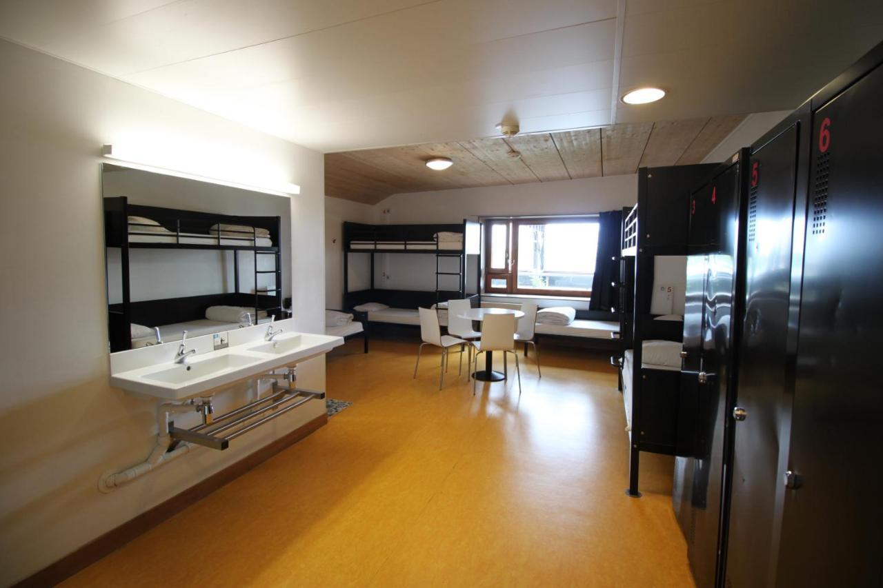 Hi Yves Robert Hostel Paris