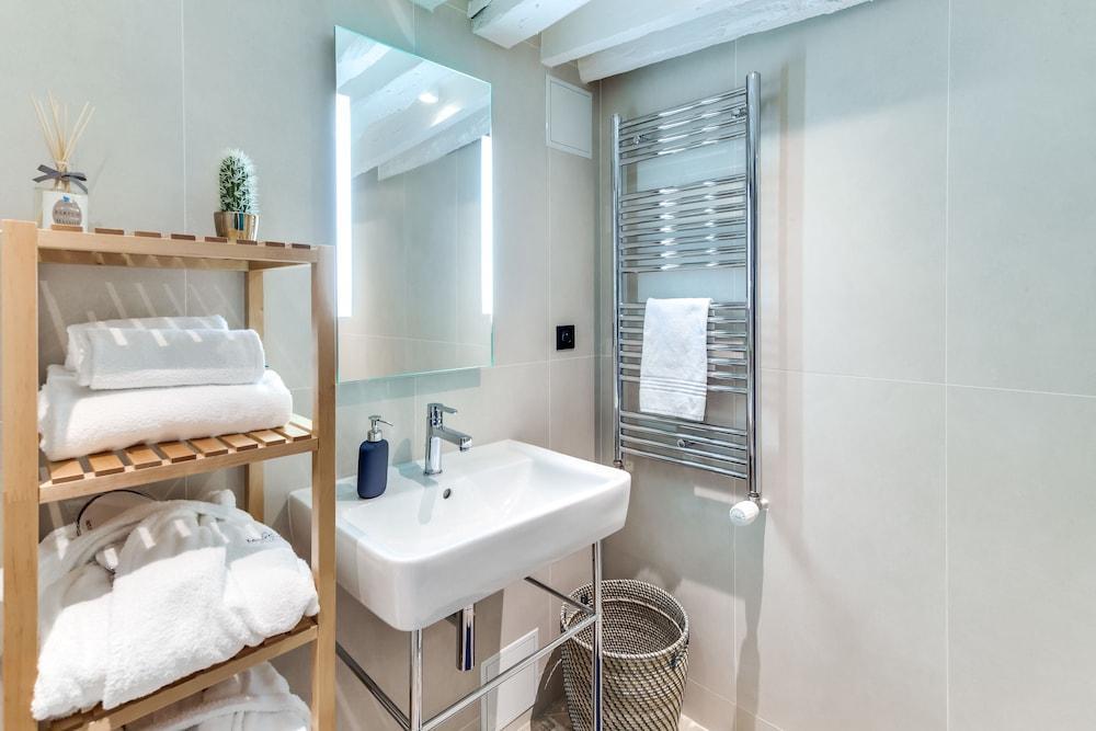 Mercure Opéra Grands Boulevards 4*