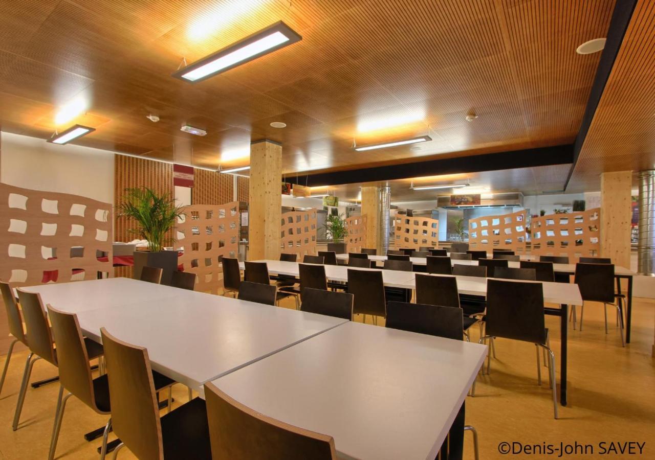 Hi Yves Robert Hostel