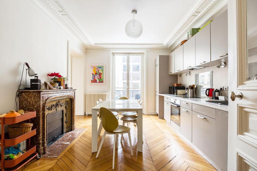Veeve - Style Near Parc Monceau Apartment *