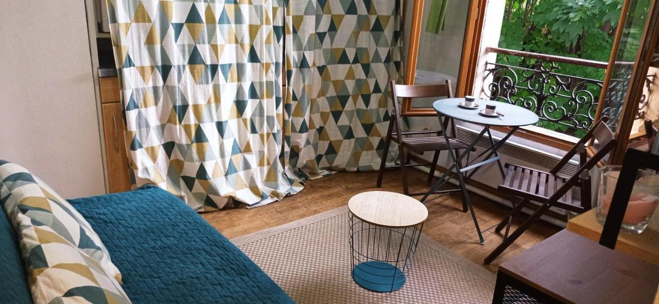 Appartement In Montmartre