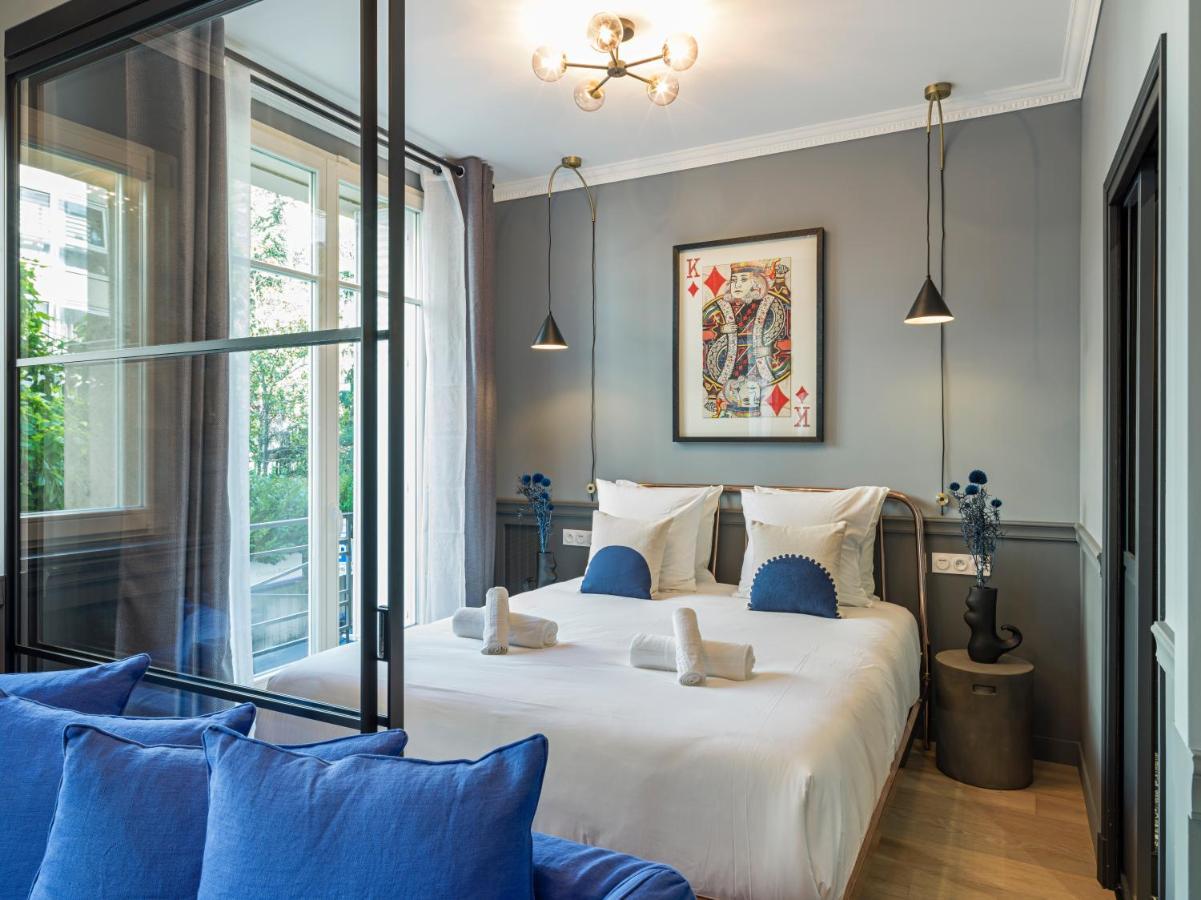 The Blue King Apartment