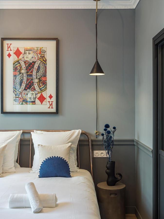 The Blue King Apartment *