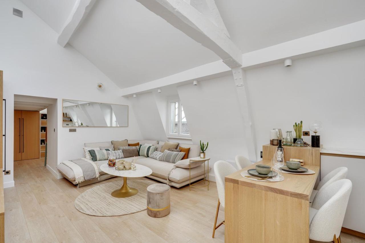 Amazing Historical Parisien Loft Next To Louvre Area-4 Apartment Paris