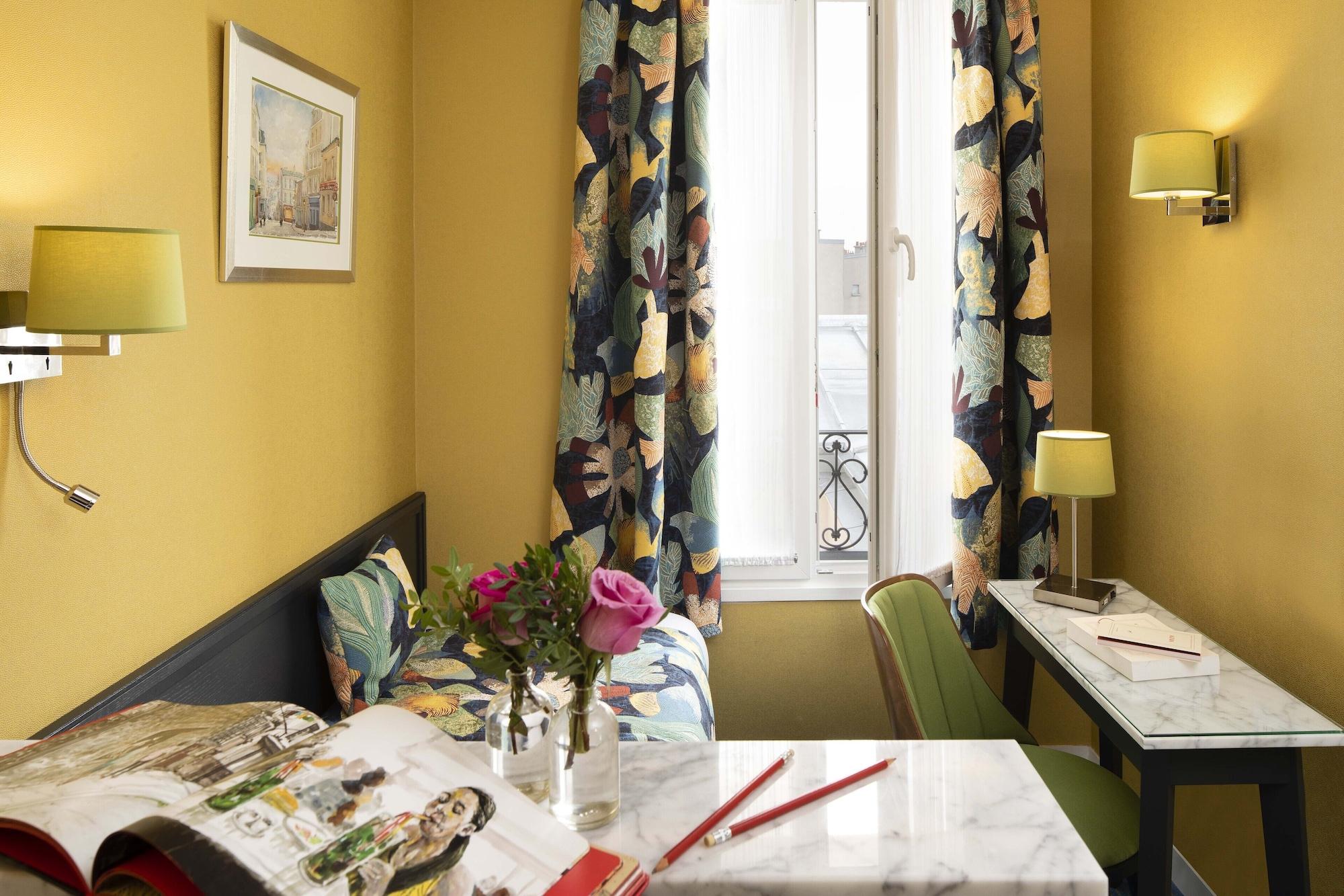 Des Arts Montmartre 4* Paris