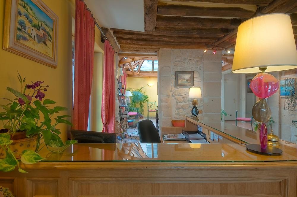 Hotel Les Rives De Notre-dame