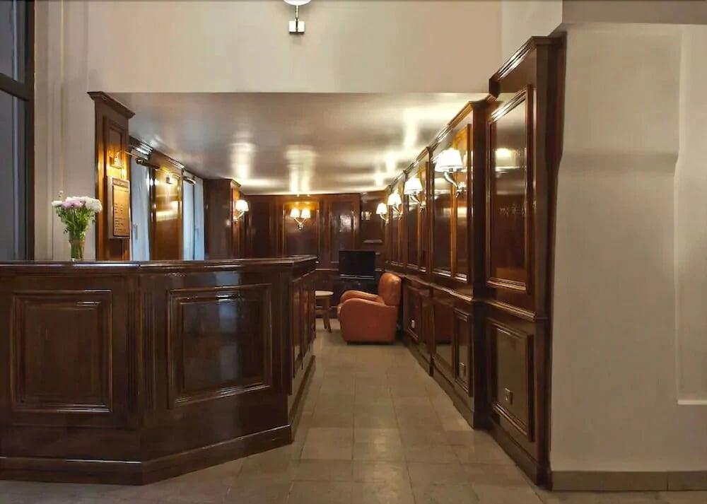 Eugenie Hotel Paris