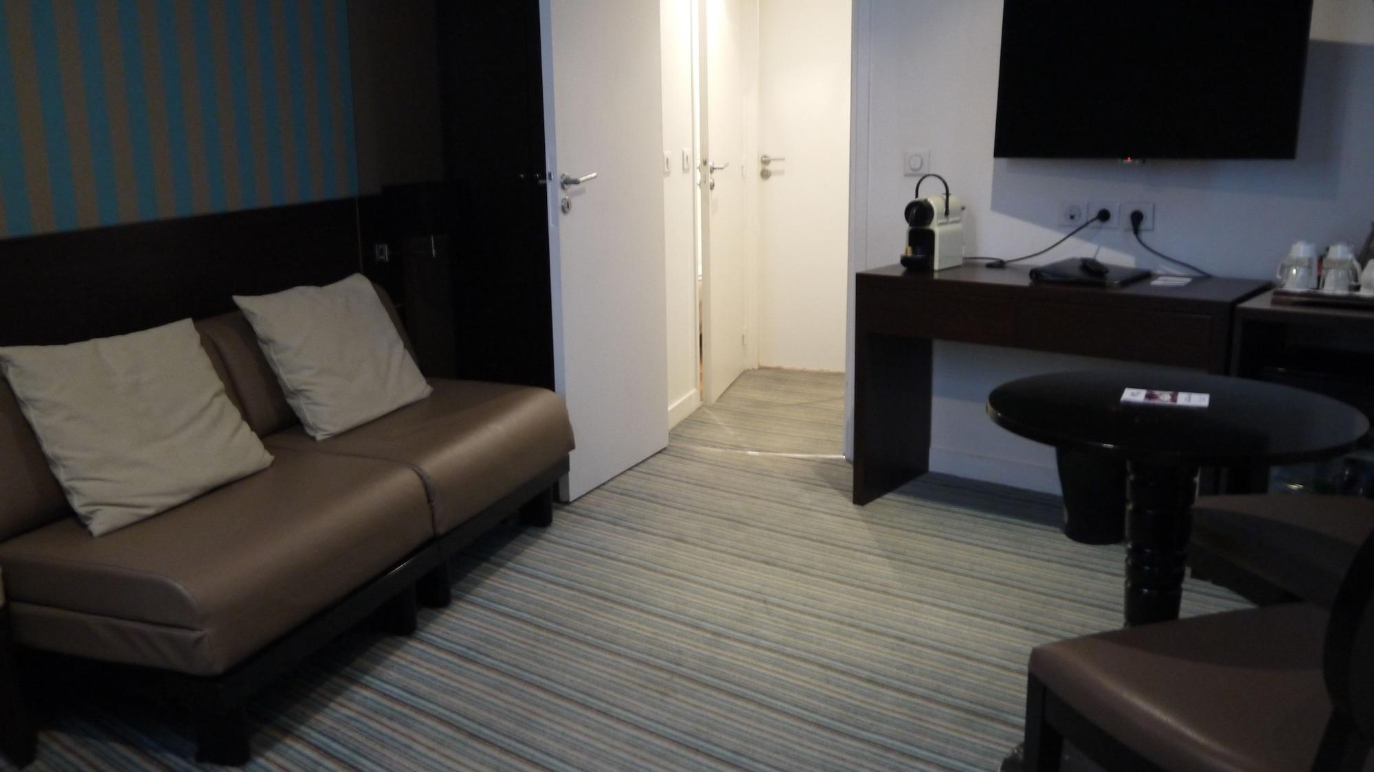 Hotel Star Champs-elysees