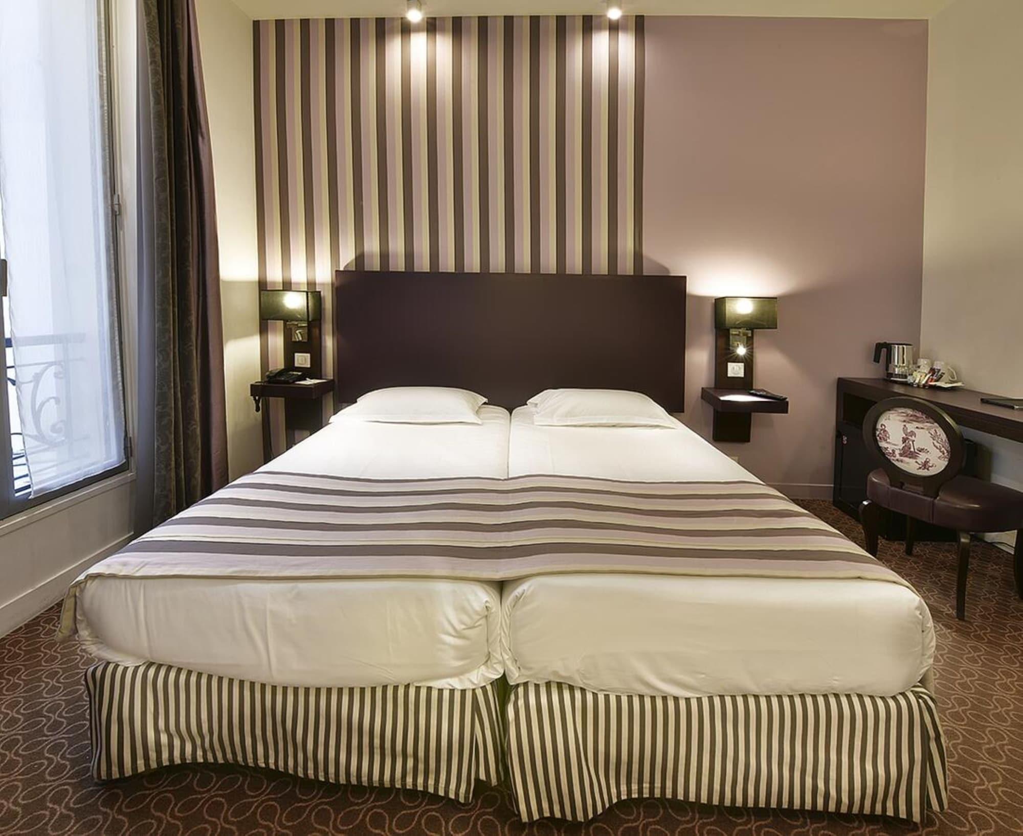 Star Champs-elysees Hotel 4*