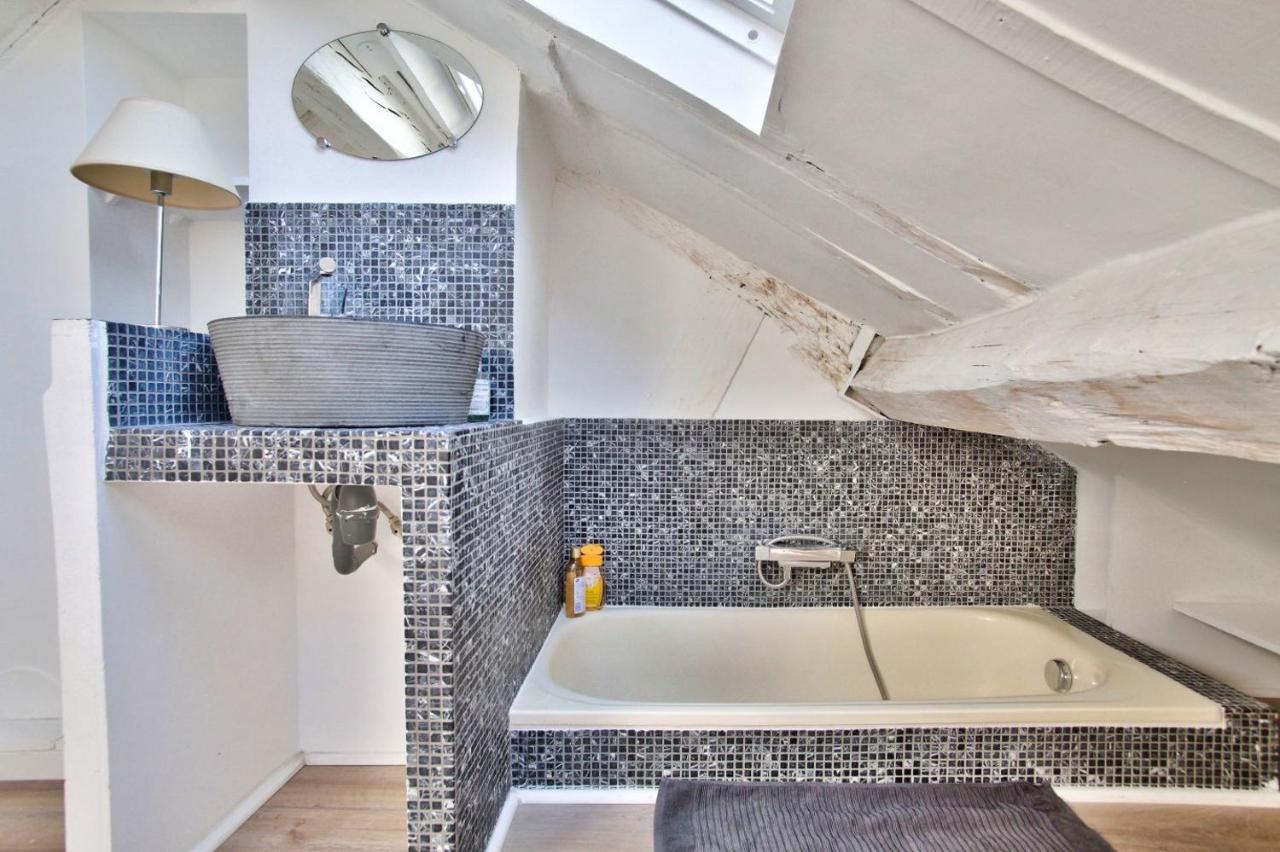 Luxurious Chatelet Lescot Free Netflix Paris