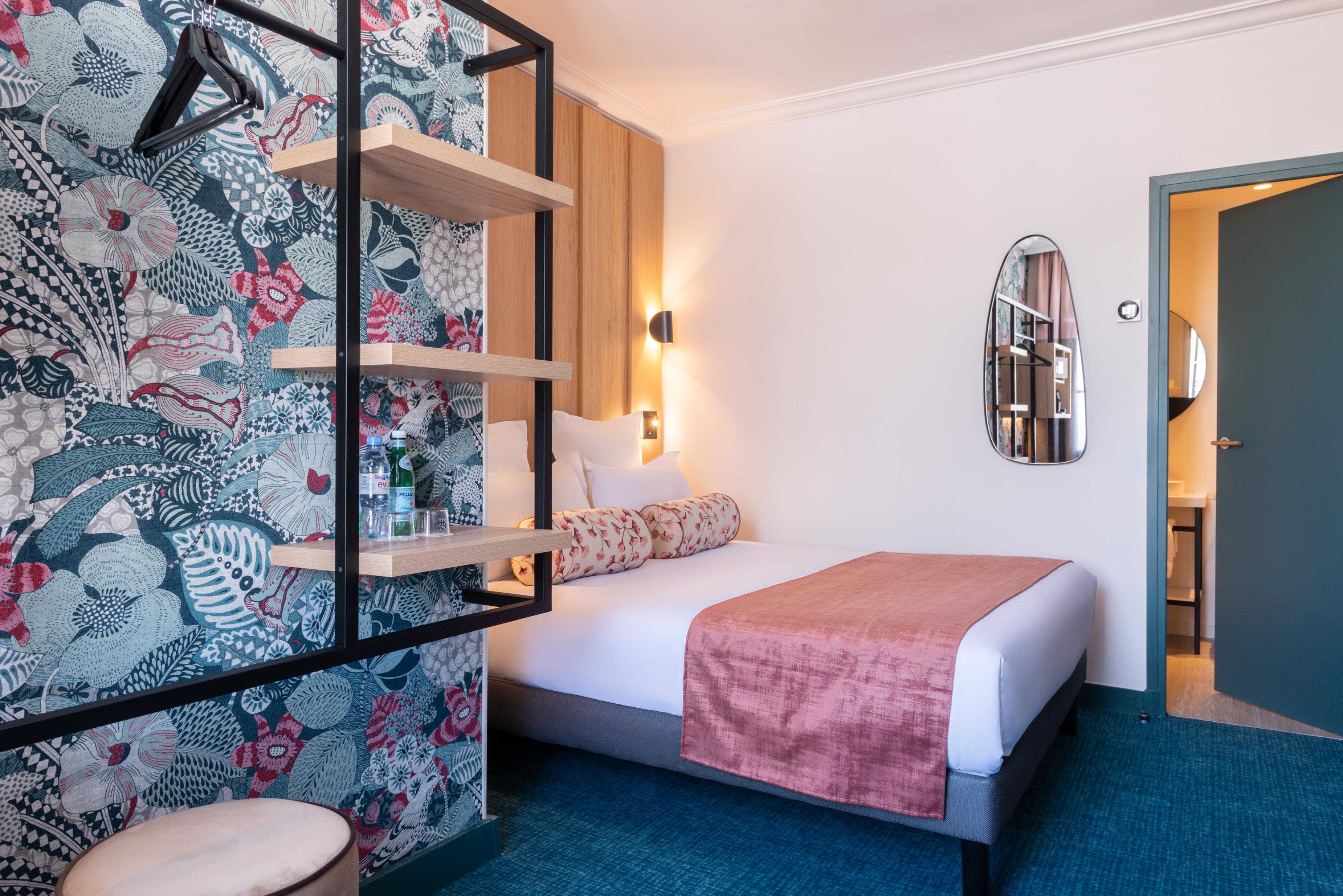 Prelude Opera Hotel
