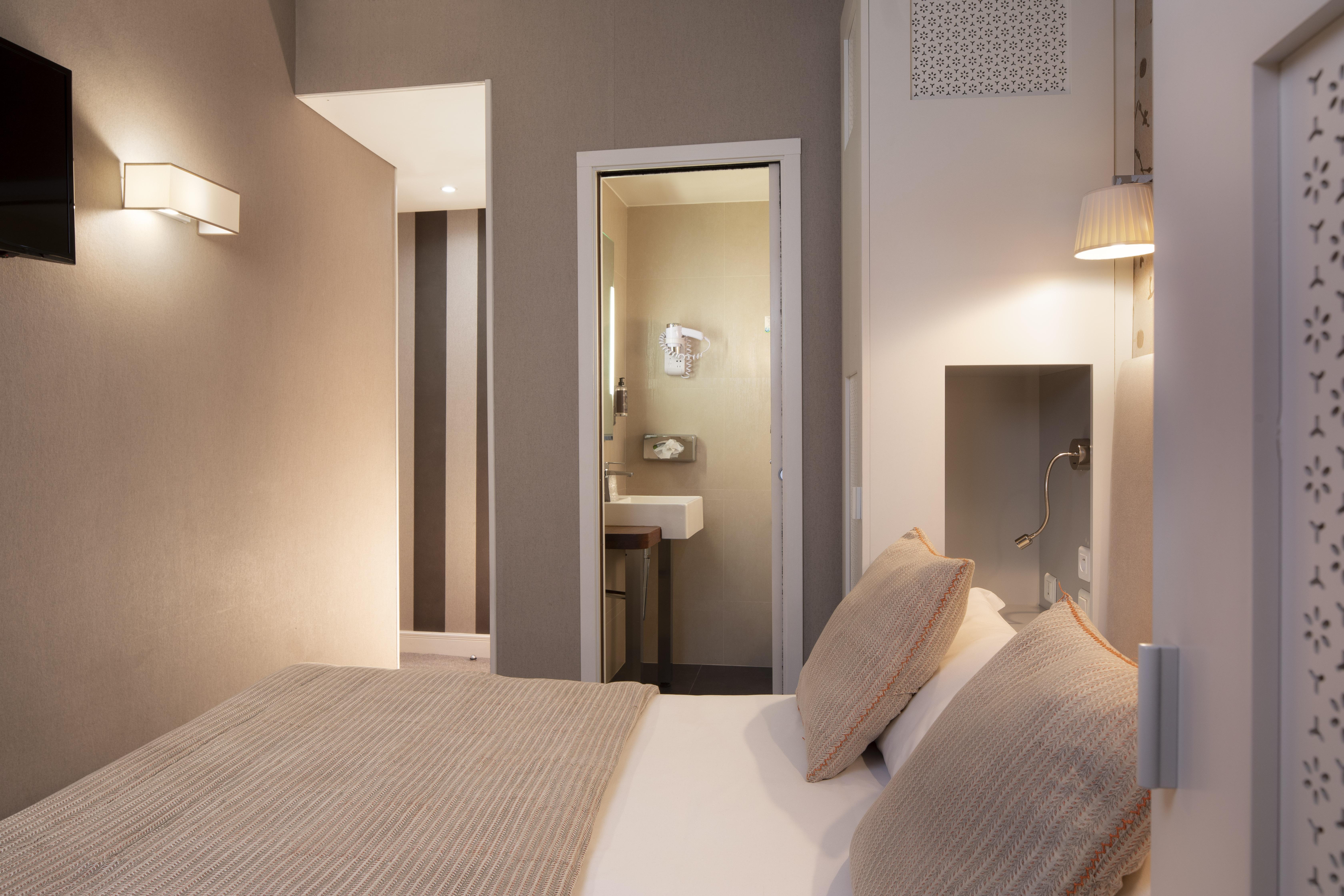 Plaza étoile 3* Paris