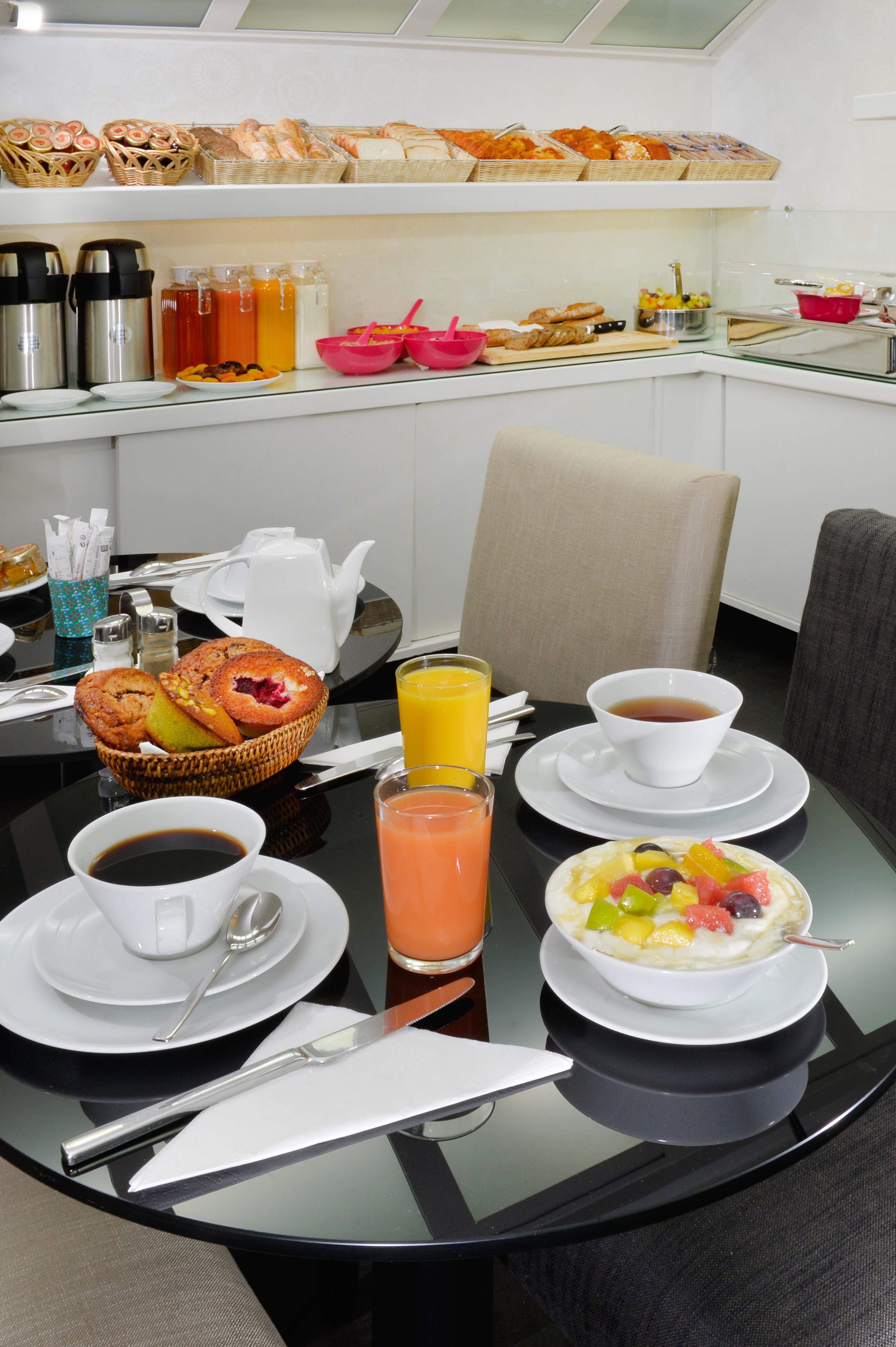 Plaza étoile 3* Paris