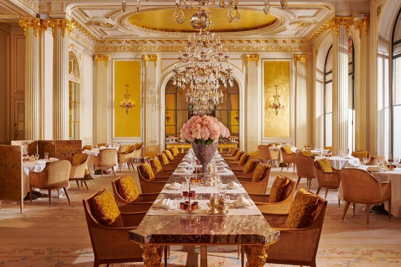 Plaza Athenee - Dorchester Collection Paris