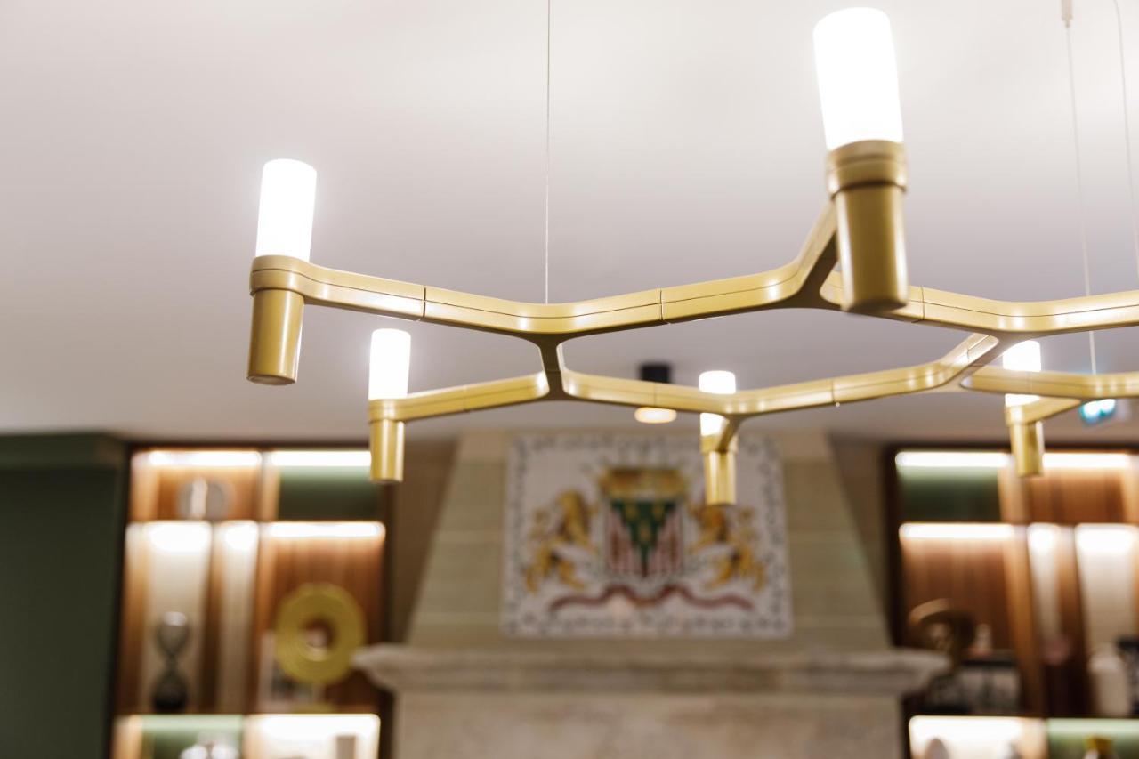 Hotel Star Champs-elysees 4*