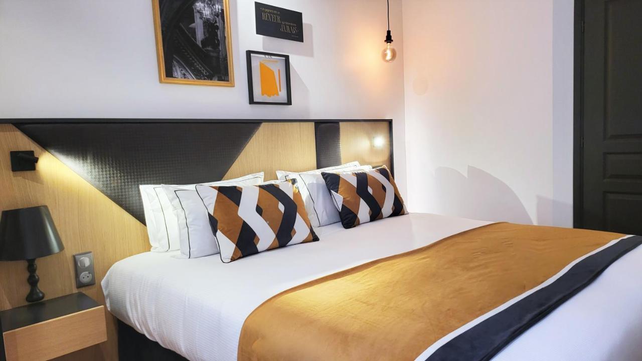 Hotel Star Champs-elysees 4*
