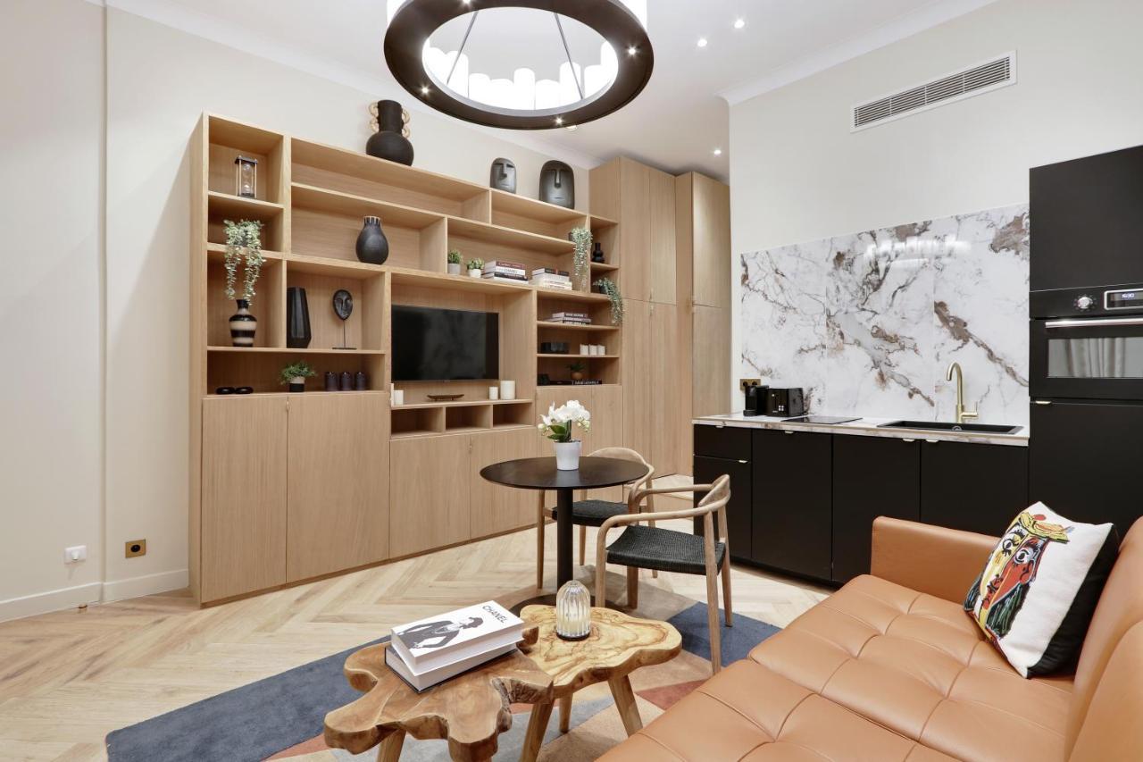 Pick A Flat's In Saint Germain Des Pres - Rue Du Cherche Midi