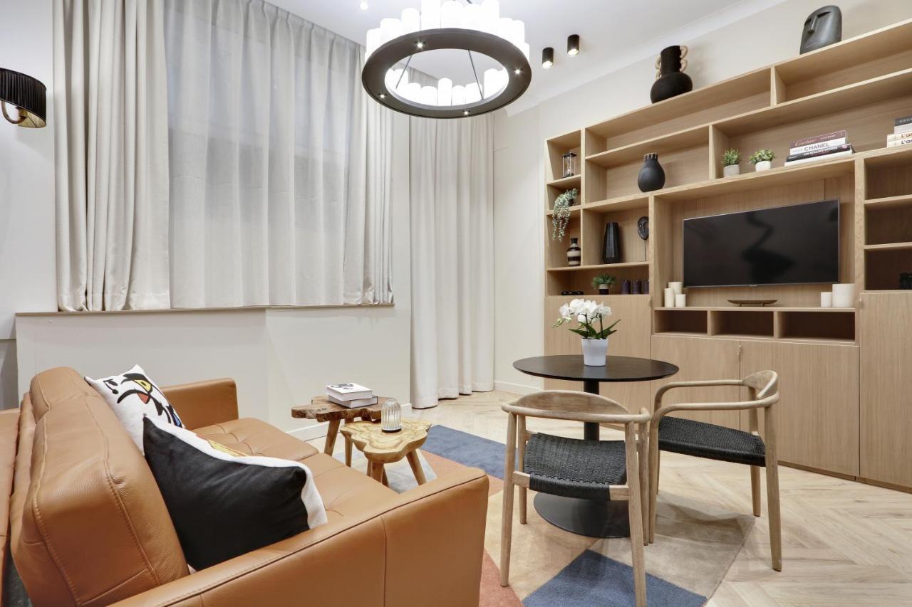 Appartement Pick A Flat's In Saint Germain Des Pres - Rue Du Cherche Midi Paris
