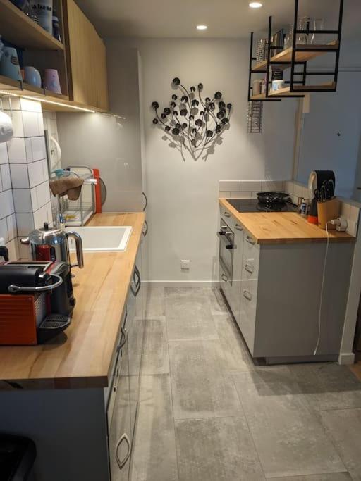 Chambre Double Chez L'occupant Au Sein D'un Calme Et Tres Bien Situe Privatunterkunft *