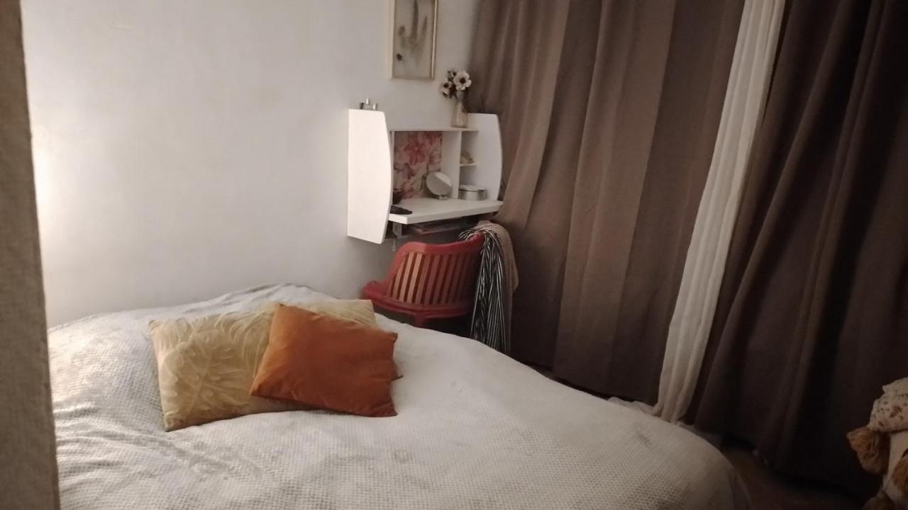 Privatunterkunft Charmante Spacieuse Et Lumineuse