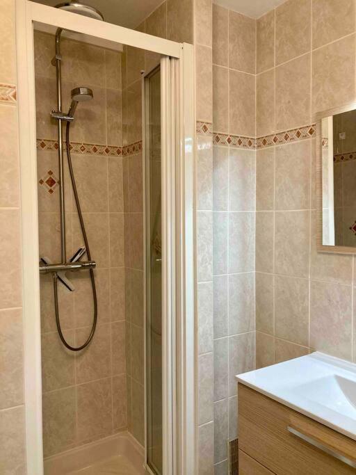 Le Daumesnil + Balcon 2br 4/6peoples Apartment