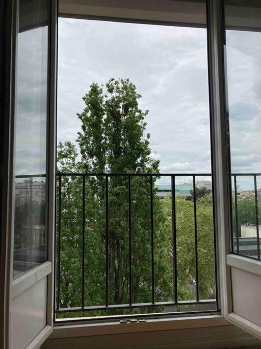 Le Daumesnil + Balcon 2br 4/6peoples Apartment *