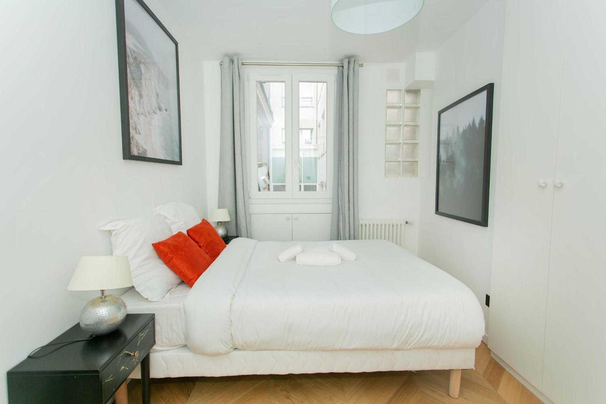 Apartment Cozy 2br Near Champs-elysees