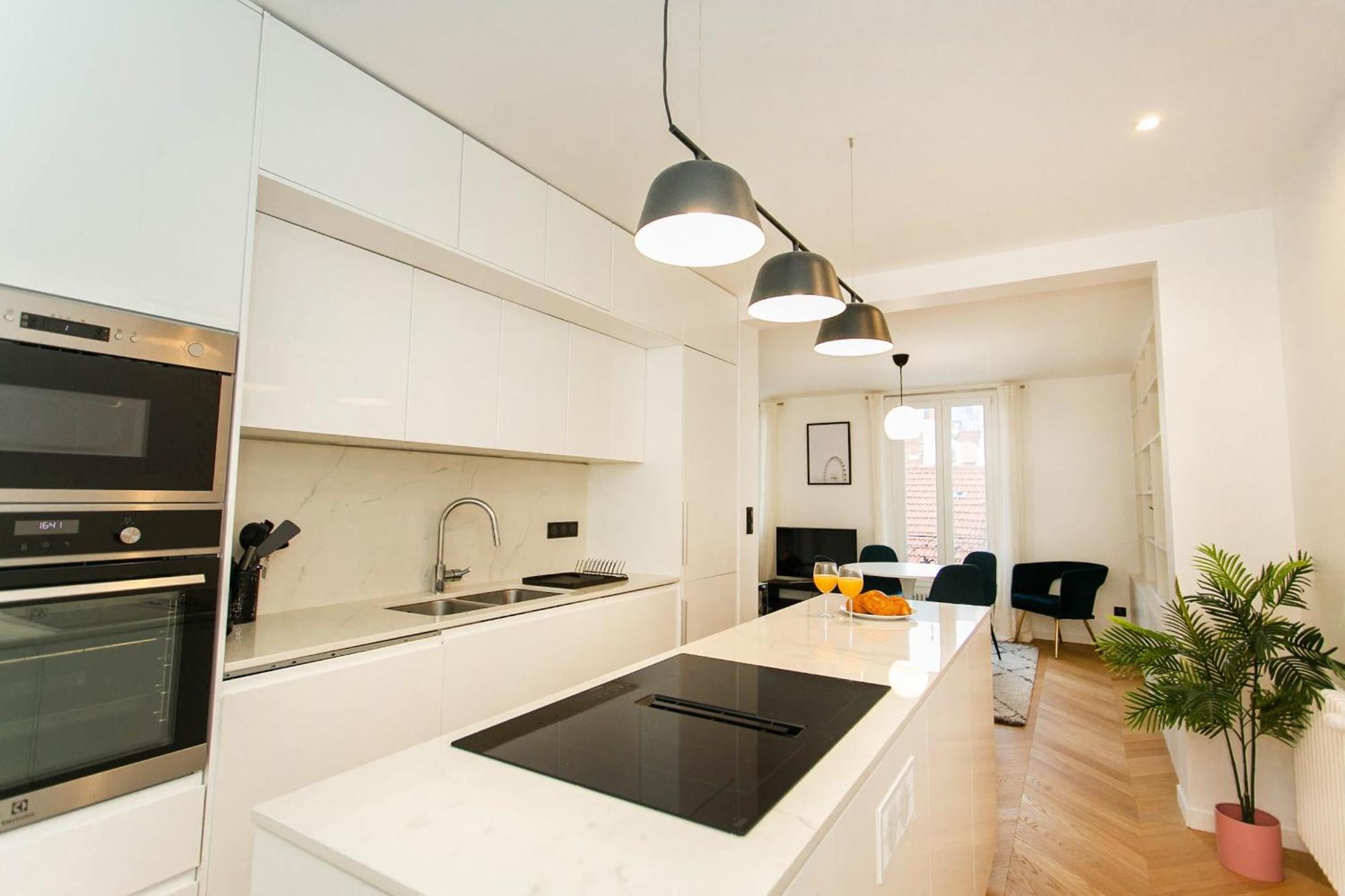 Cozy 2br Near Champs-elysees